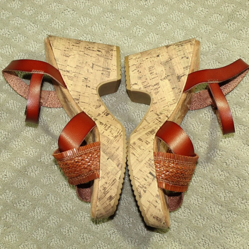 NWOT Jellypop Sharna Size 10M Brown Cork Heel - Picture 3 of 6